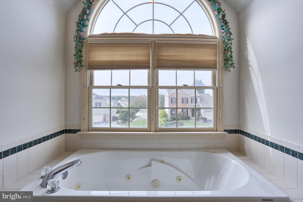 51 Duffield Drive Lititz, PA 17543 - Photo 22 of 32