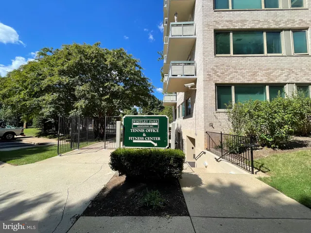 $5,370 | 9715 Whitley Park Place, Unit TH11, Bethesda, MD 20814