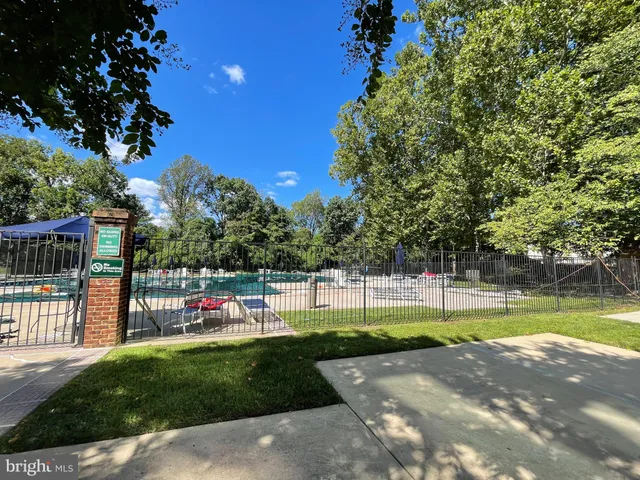 $5,370 | 9715 Whitley Park Place, Unit TH11, Bethesda, MD 20814