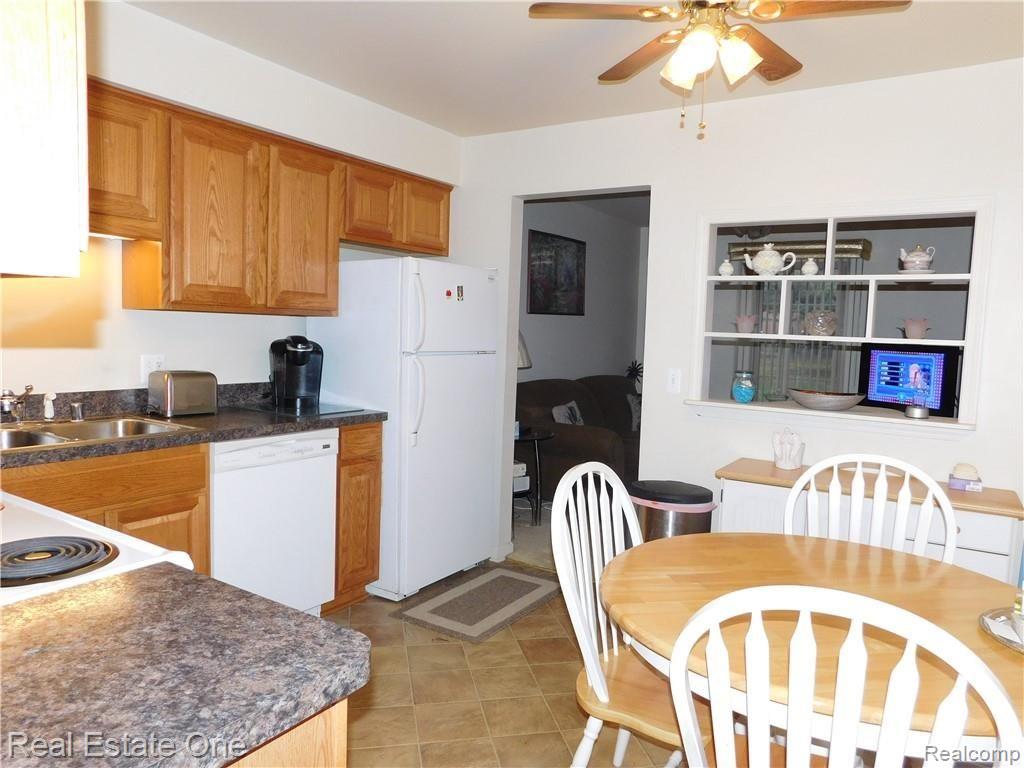 29656 Middlebelt Road, Unit 26 Farmington Hills, MI 48334 - Photo 16 of 39