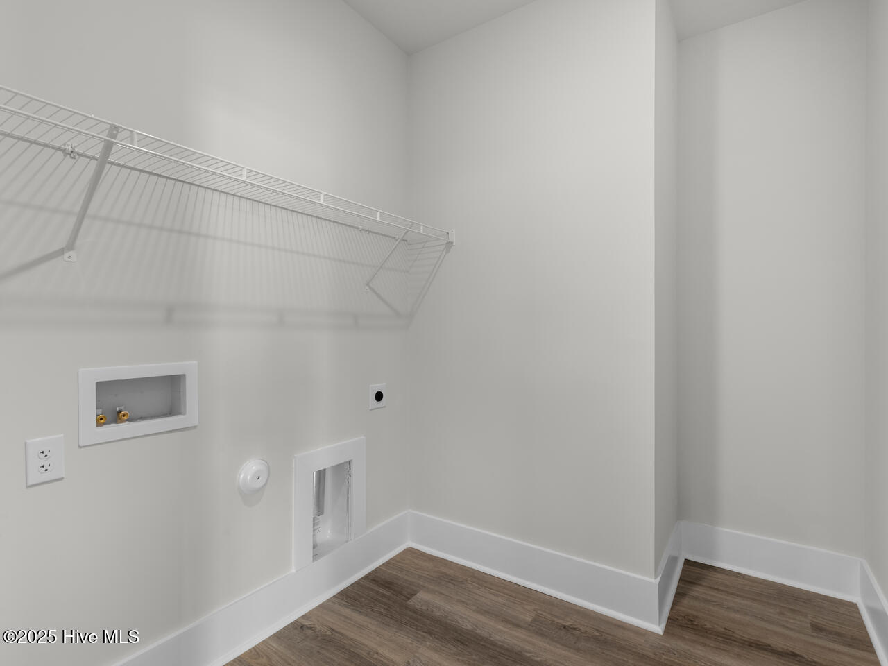 323 Hammock Bay Way, Unit LOT 18 Hubert, NC 28539 - Photo 23 of 43 SurfsideLanding2189lndtDRHL33A-023-015-1