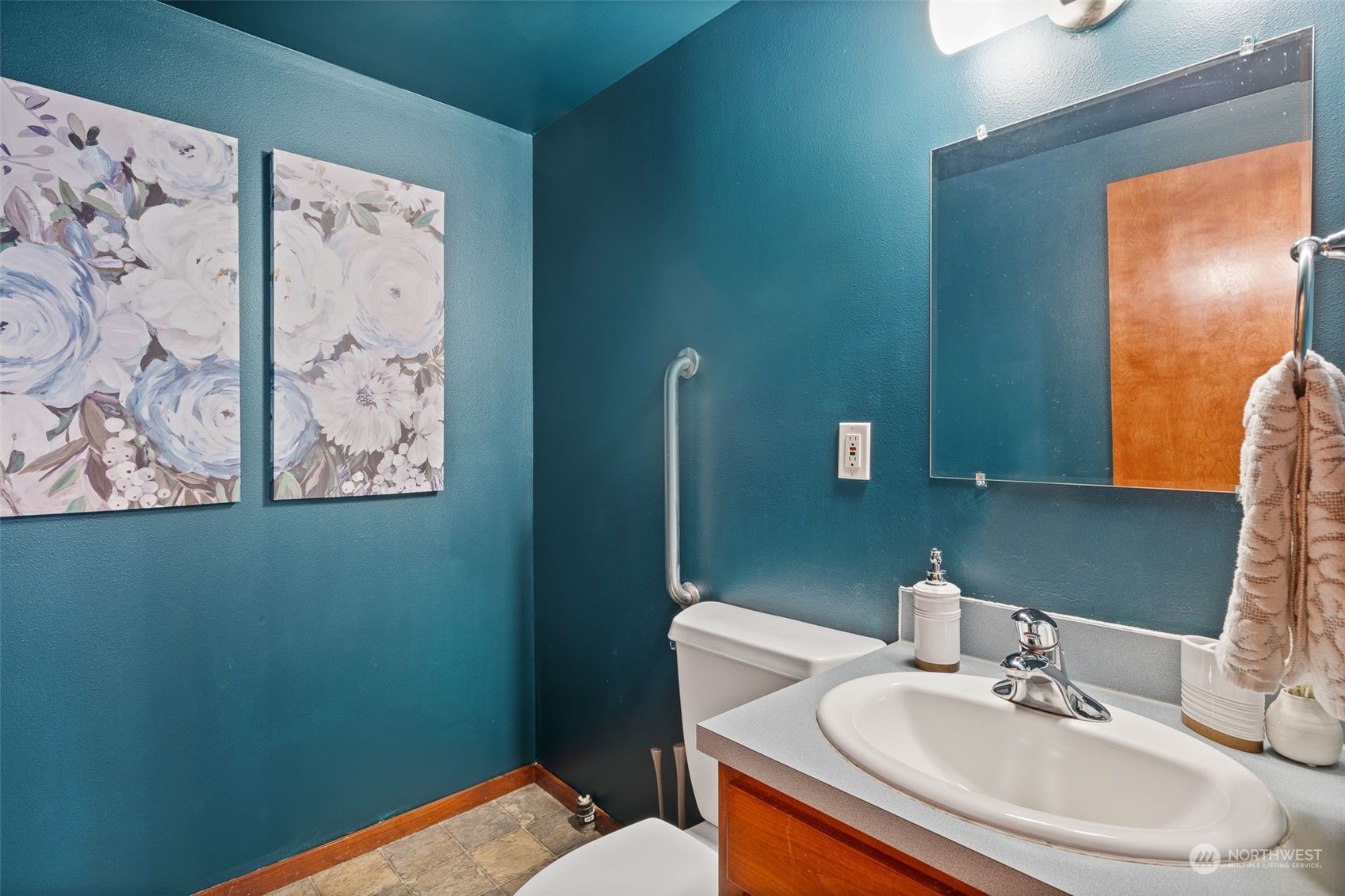 595 Waynes Ridge Circle Camano Island, WA 98282 - Photo 12 of 40 Gallery Image 12