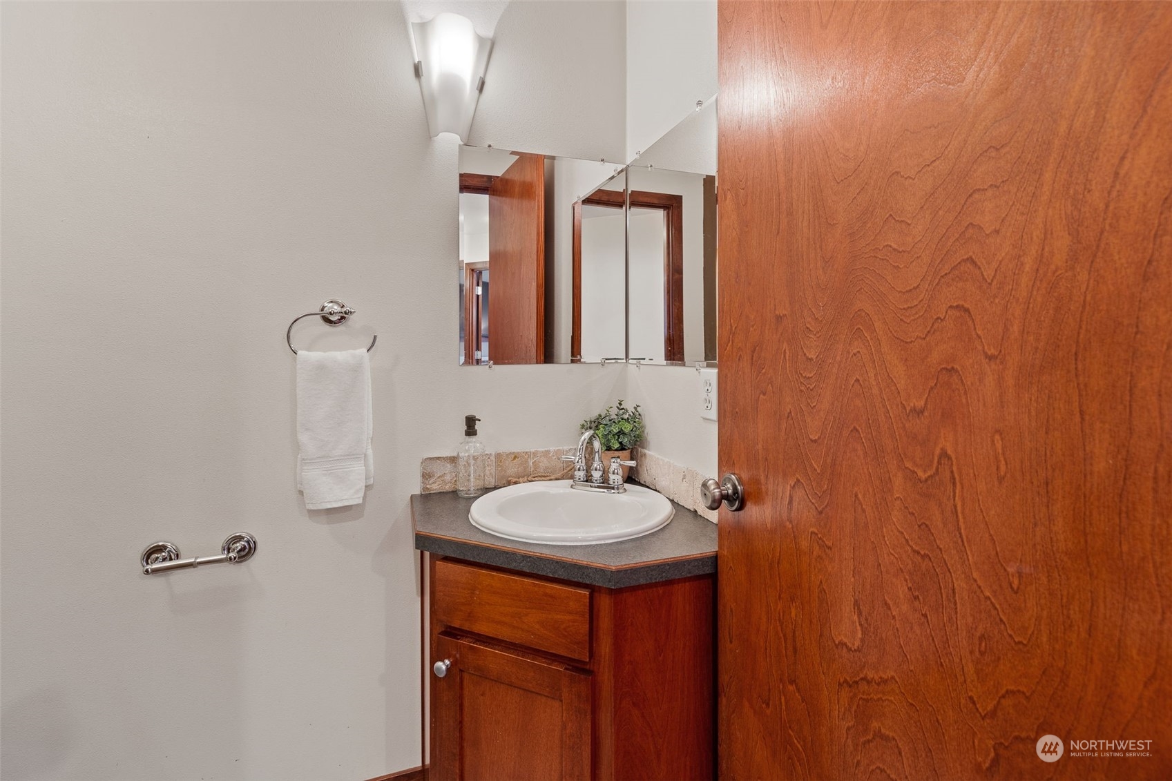 595 Waynes Ridge Circle Camano Island, WA 98282 - Photo 17 of 40 Gallery Image 17