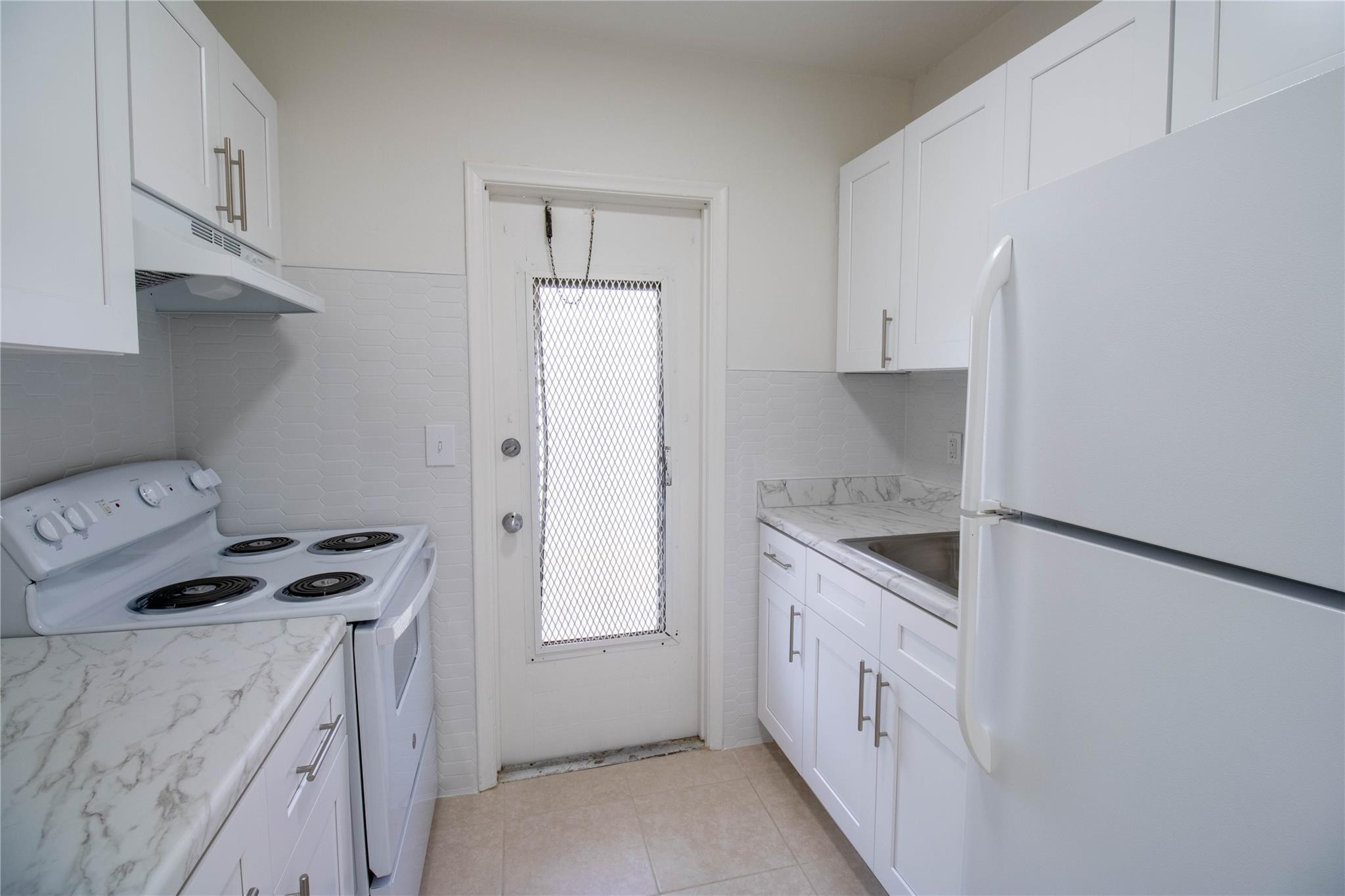 Undisclosed Address Hollywood, FL 33020 - Photo 5 of 14 Photo 5