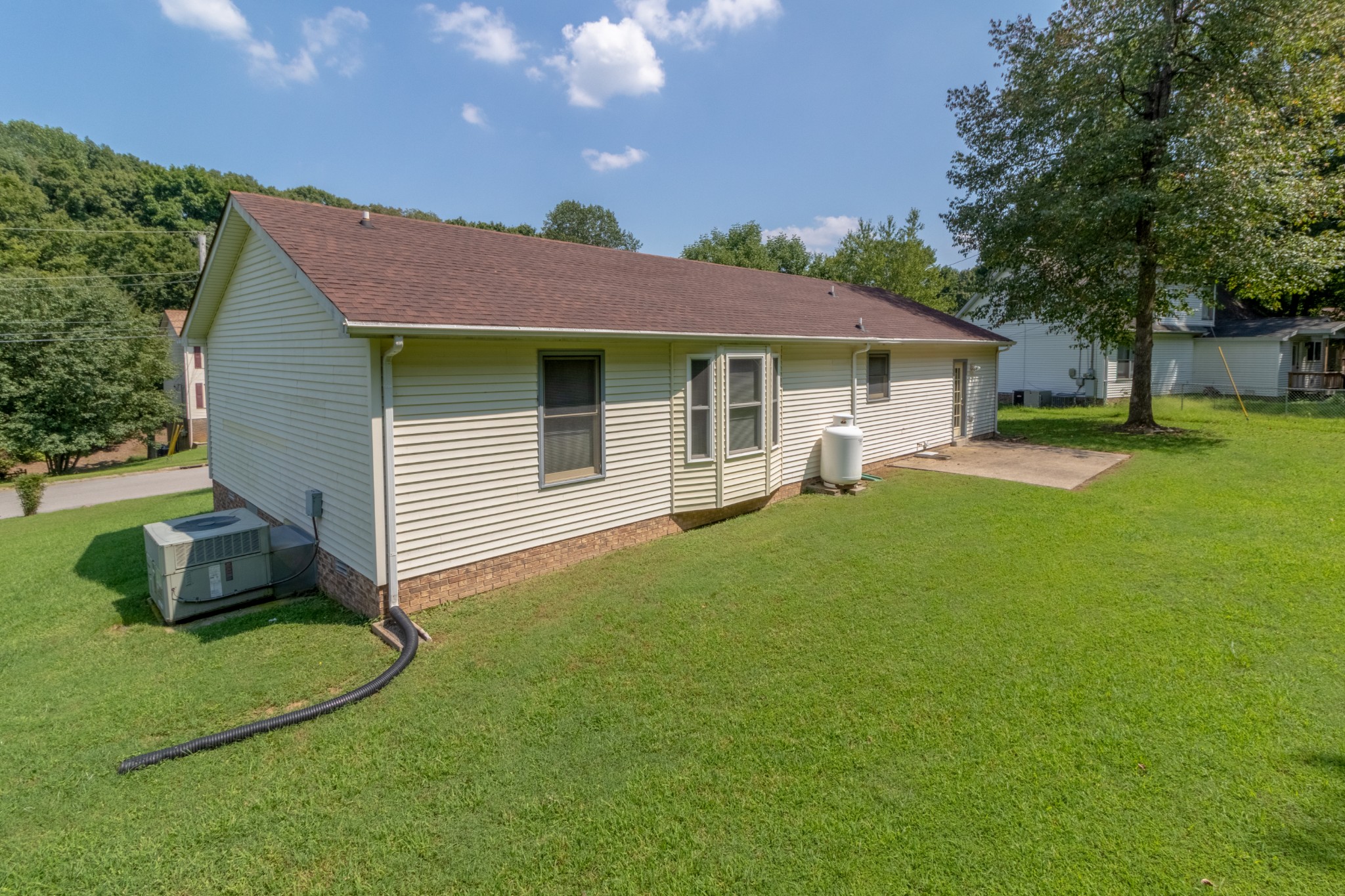 1712 Setter Road Clarksville, TN 37042 - Photo 20 of 26 Gallery Image 20
