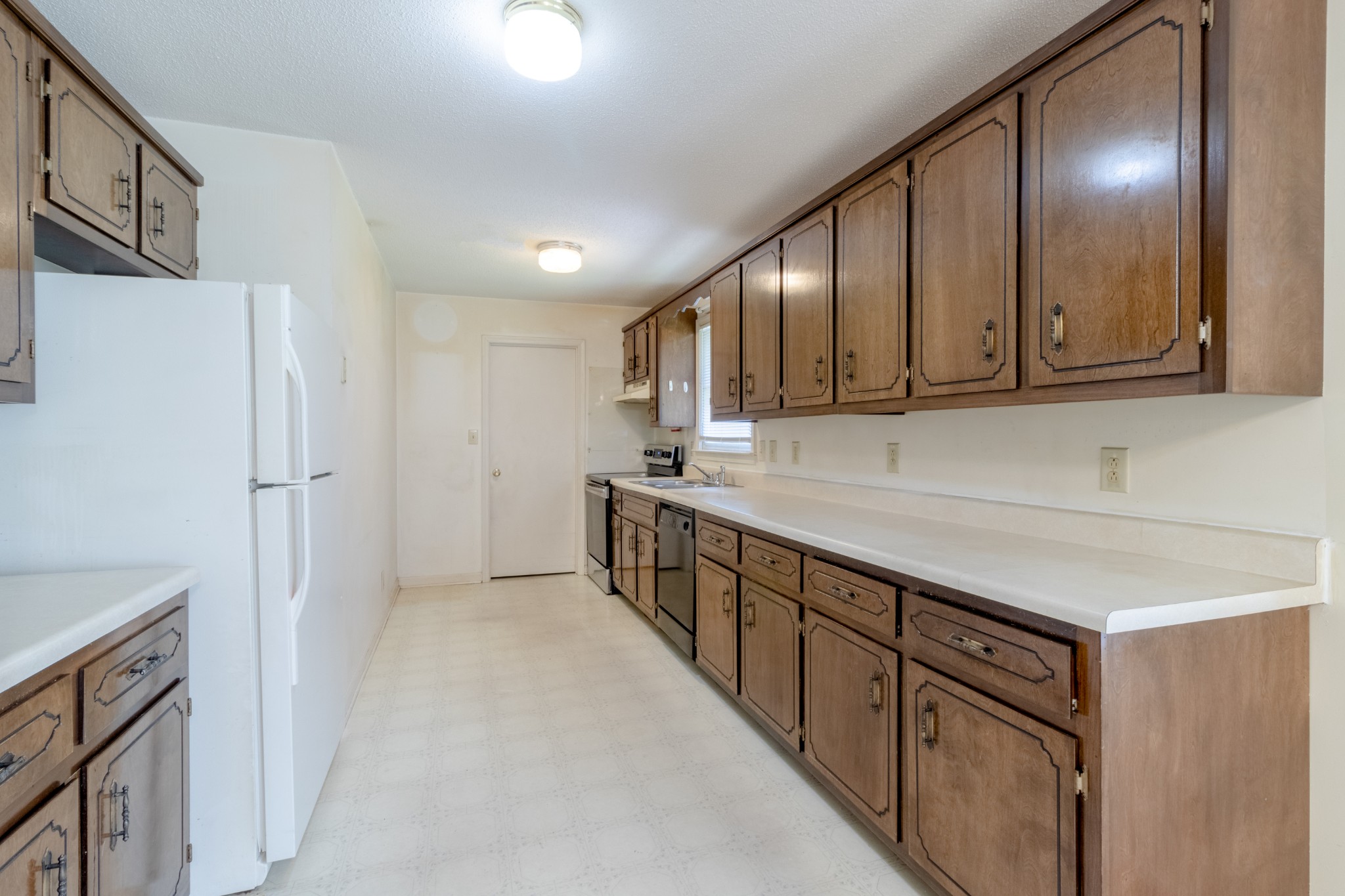 1712 Setter Road Clarksville, TN 37042 - Photo 10 of 26 Gallery Image 10