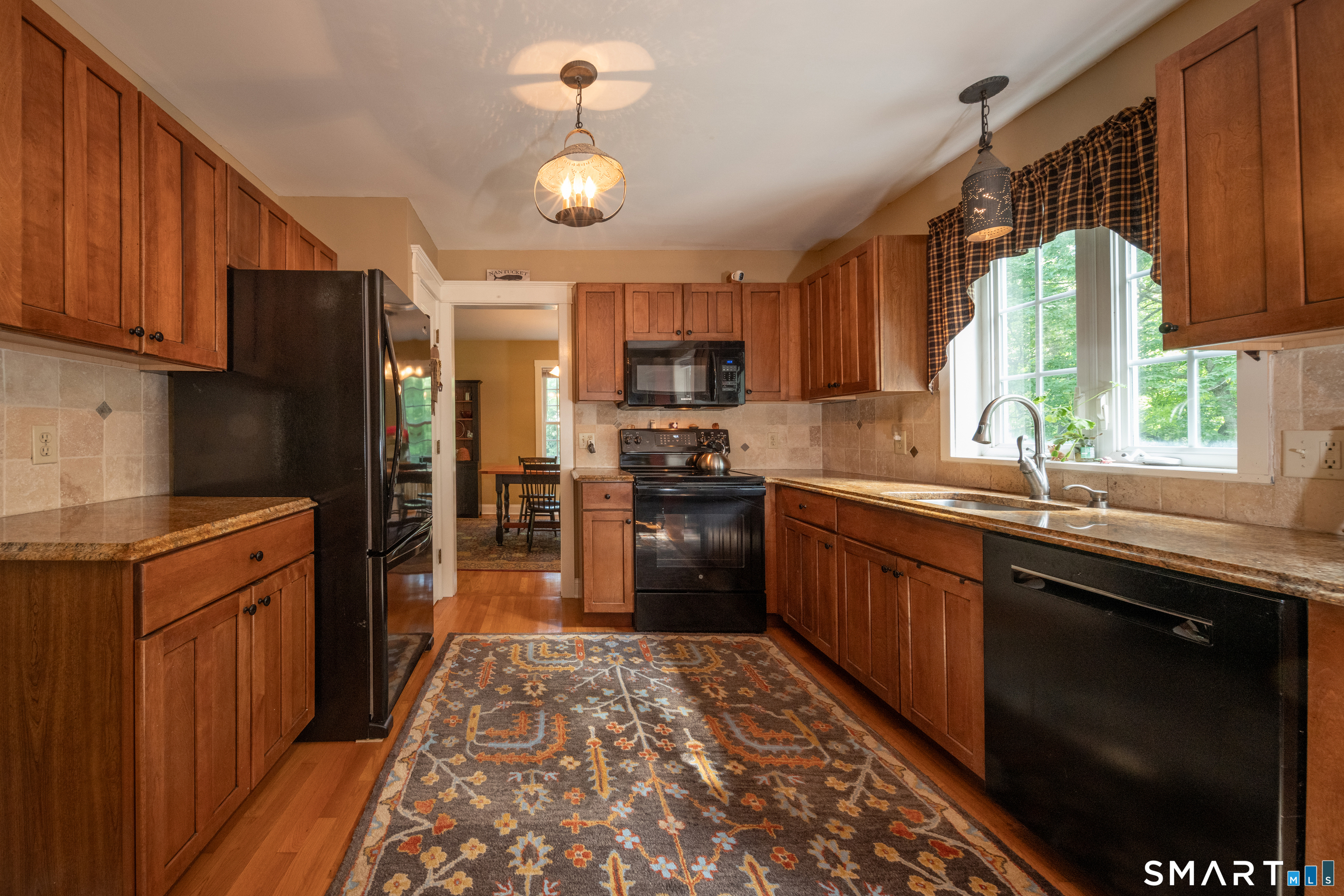 140 Ironworks Road Clinton, CT 06413 - Photo 10 of 39