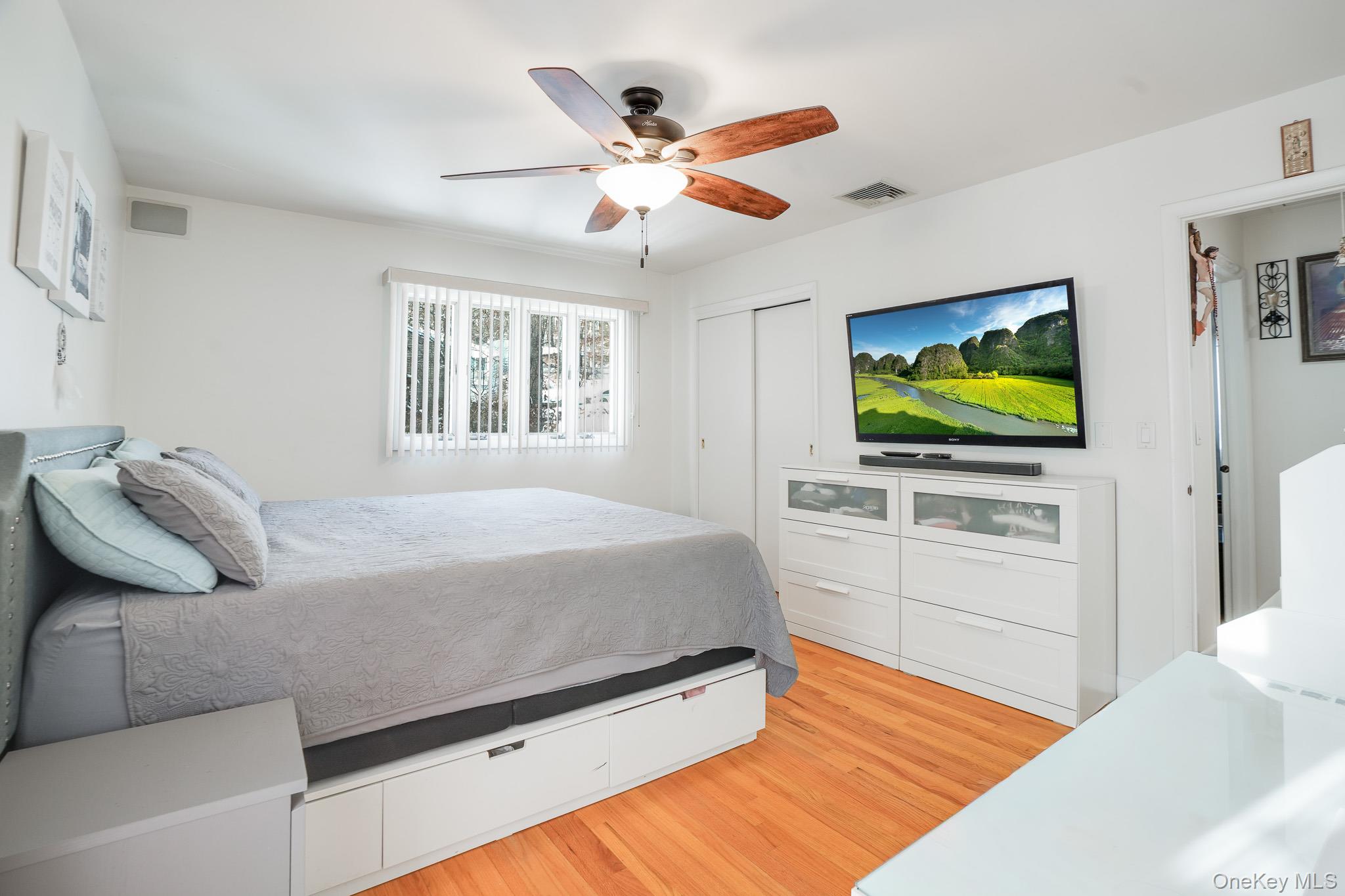 53 Tanager Road Mahopac, NY 10541 - Photo 16 of 43 Another view of the primary bedroom.