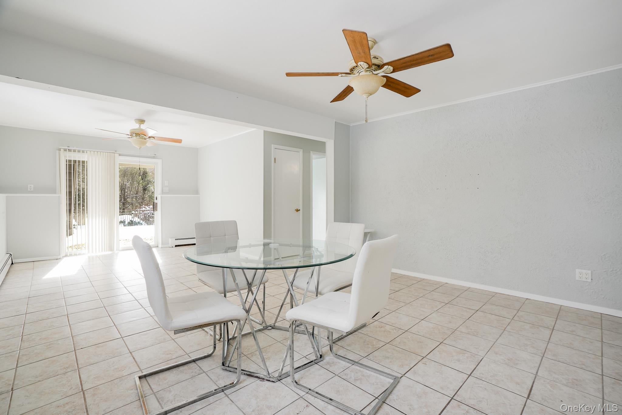 53 Tanager Road Mahopac, NY 10541 - Photo 25 of 43 Accessory apartment dining area.