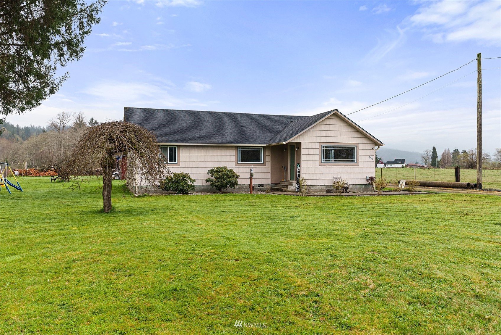 254 Camp 1 Road Raymond, WA 98577 - Photo 1 of 26 Gallery Image 1