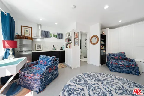 $2,225,000 | 2817 Virginia Avenue, Santa Monica, CA 90404