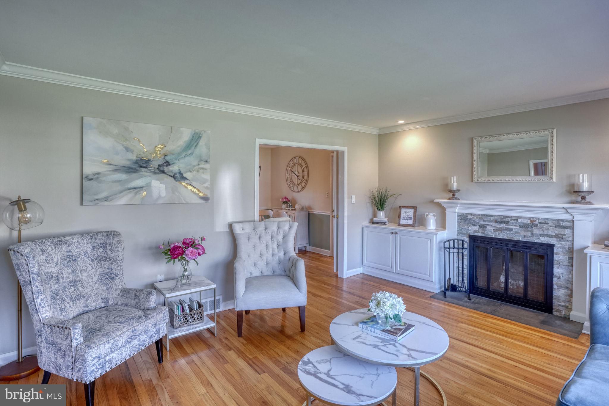 604 Ivydale Road Wilmington, DE 19803 - Photo 8 of 35 Elegant formal living room.