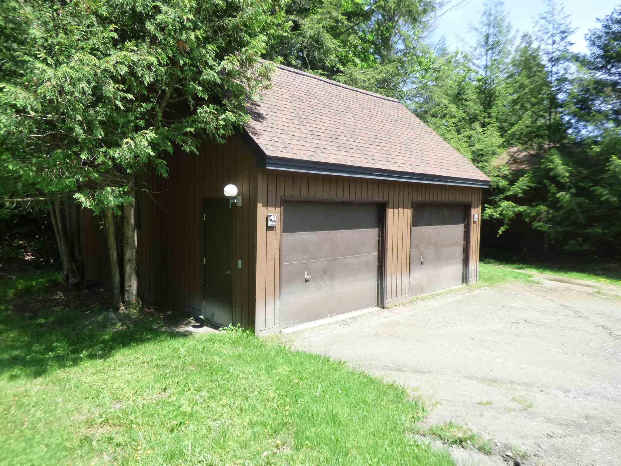 8 Wildlife Road, Unit 49 Stowe, VT 05672 - Photo 3 of 40
