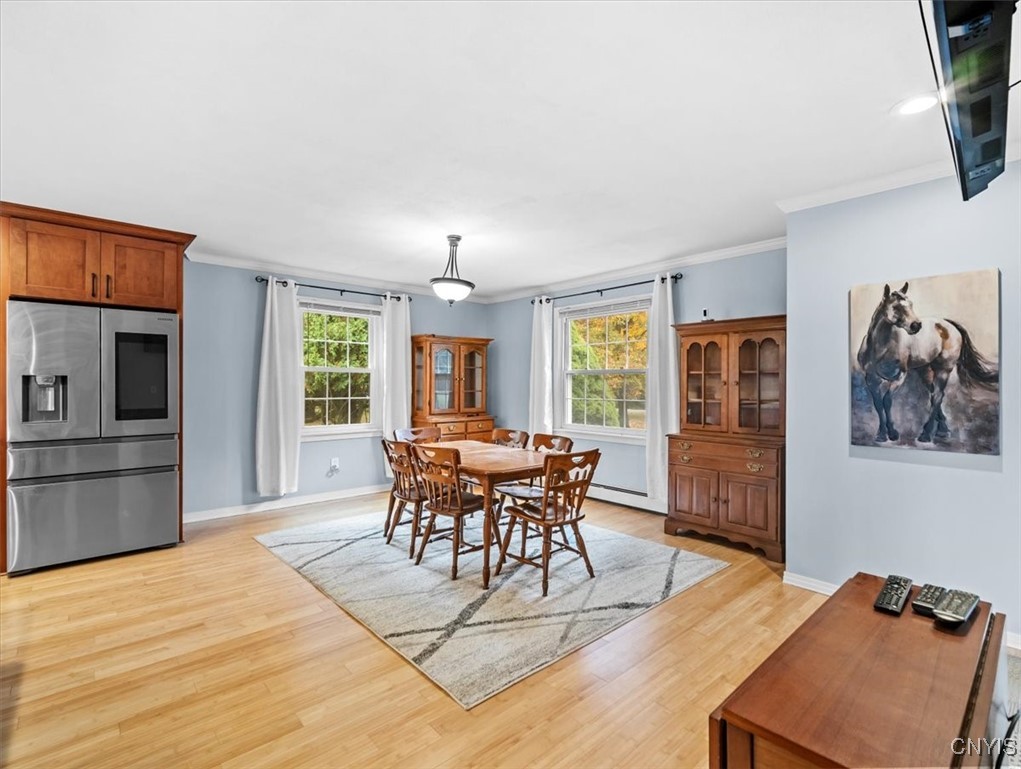 884 Kibby Road Lysander, NY 13027 - Photo 16 of 48 dining