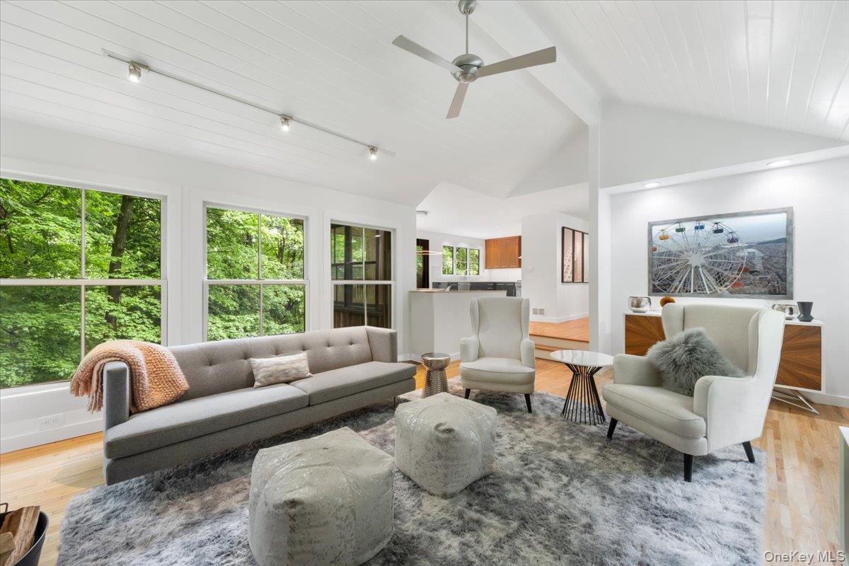 24 Half Mile Road Armonk, NY 10504 - Photo 7 of 30