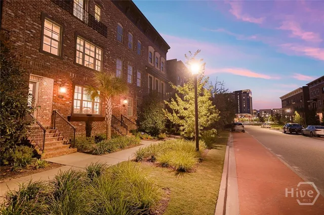 $995,000 | 453 Port Street, Savannah, GA 31401