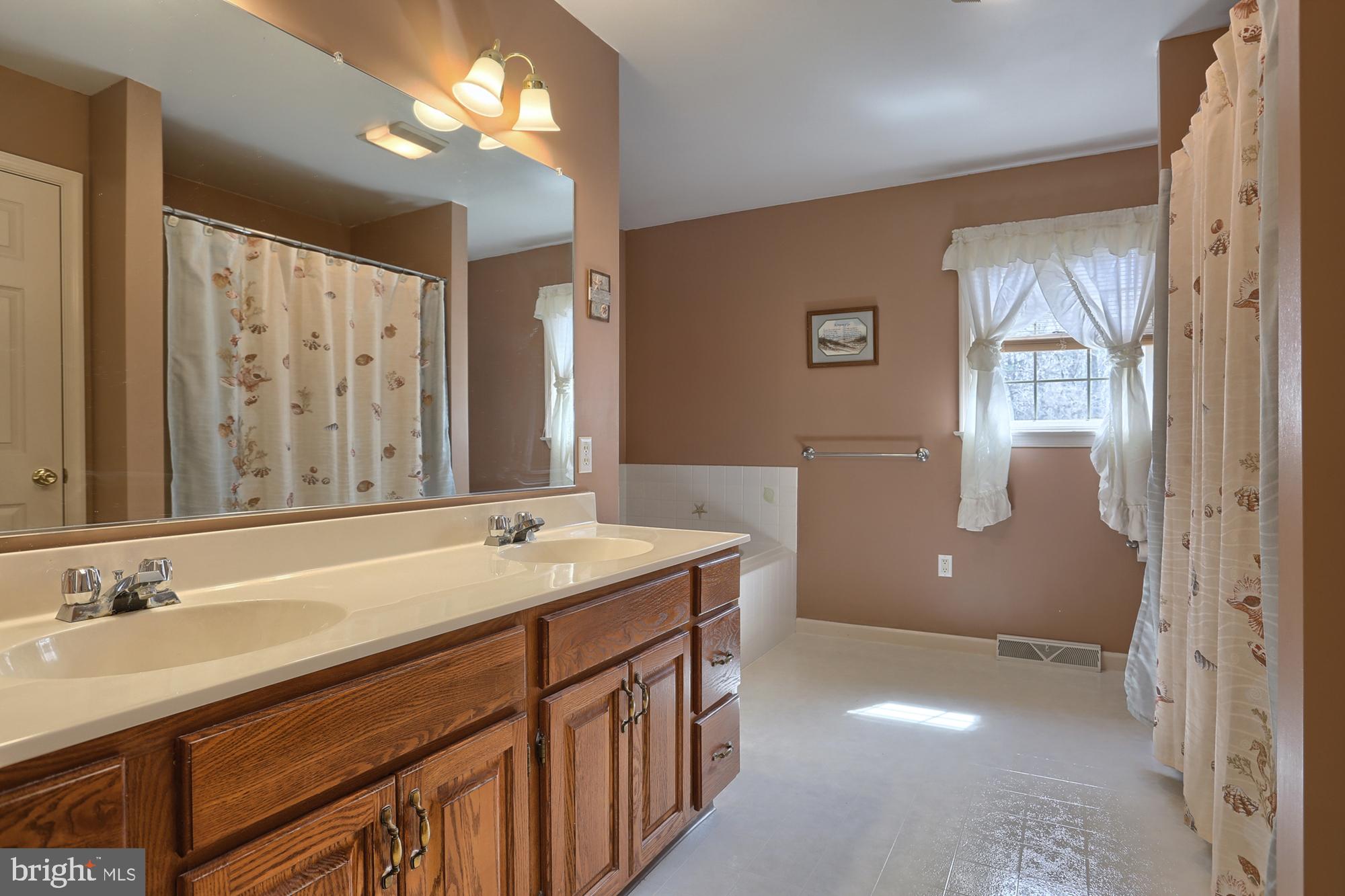 20 Fox Run Road Lebanon, PA 17042 - Photo 32 of 45 Gallery Image 32