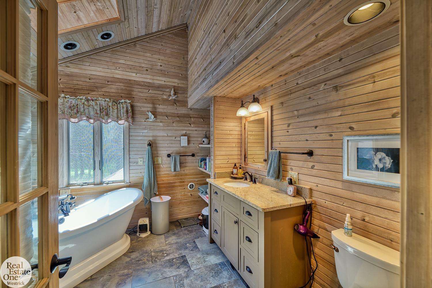 3611 Angus Road Fort Gratiot, MI 48059 - Photo 13 of 31 50177817-e09dfec6-467f-4f26-b60a-111a30e1efea.JPG