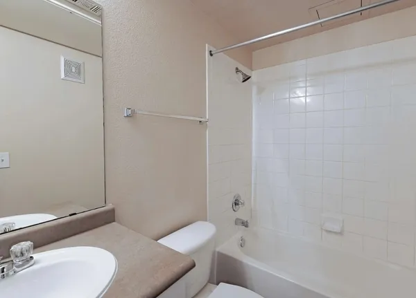 $1,248 | 10505 South I-35 Frontage Road, Unit 1621, Austin, TX 78747