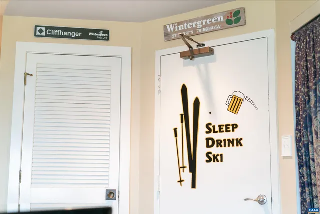 $439,900 | 907 Diamond Hill Drive, Roseland, VA 22967