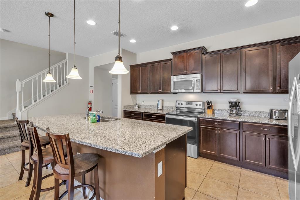 9051 Rhodes Street Kissimmee, FL 34747 - Photo 8 of 36