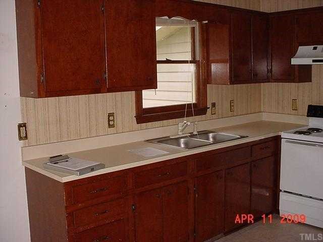 826 Old Zebulon Road Wendell, NC 27591 - Photo 2 of 4 Gallery Image 2