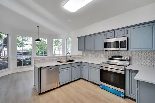 $385,000 | 7609 Grassland Drive, Fort Worth, TX 76133