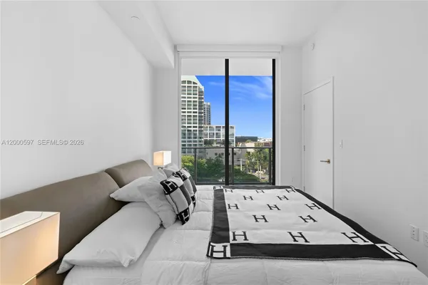 $5,650 | 2678 Tigertail Avenue, Unit 615, Miami, FL 33133