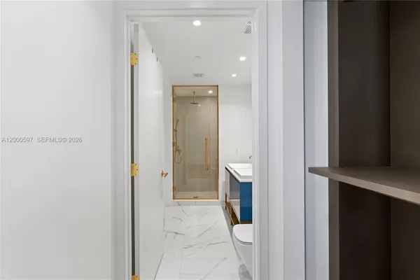 $5,650 | 2678 Tigertail Avenue, Unit 615, Miami, FL 33133