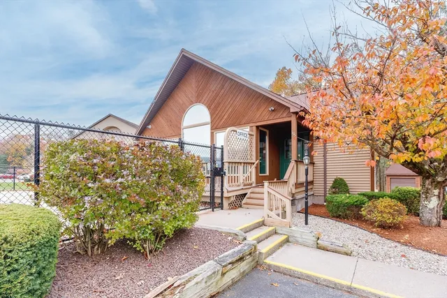 $449,000 | 117 Pine Grove Drive, Unit 117, South Hadley, MA 01075