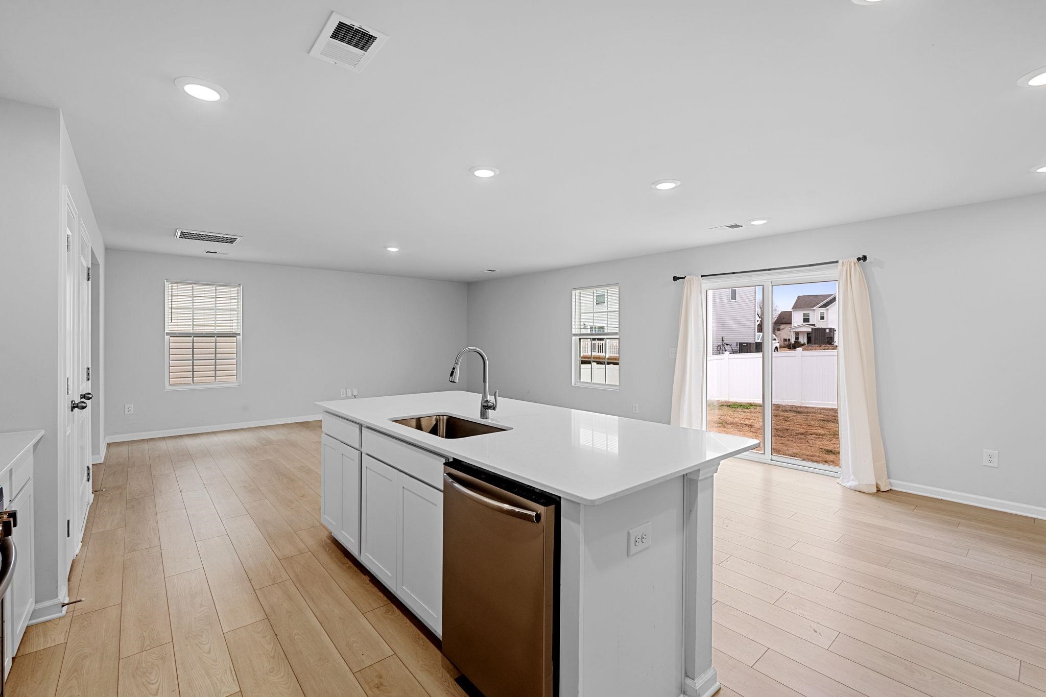 1306 Fairbairn Road Spartanburg, SC 29303 - Photo 11 of 31