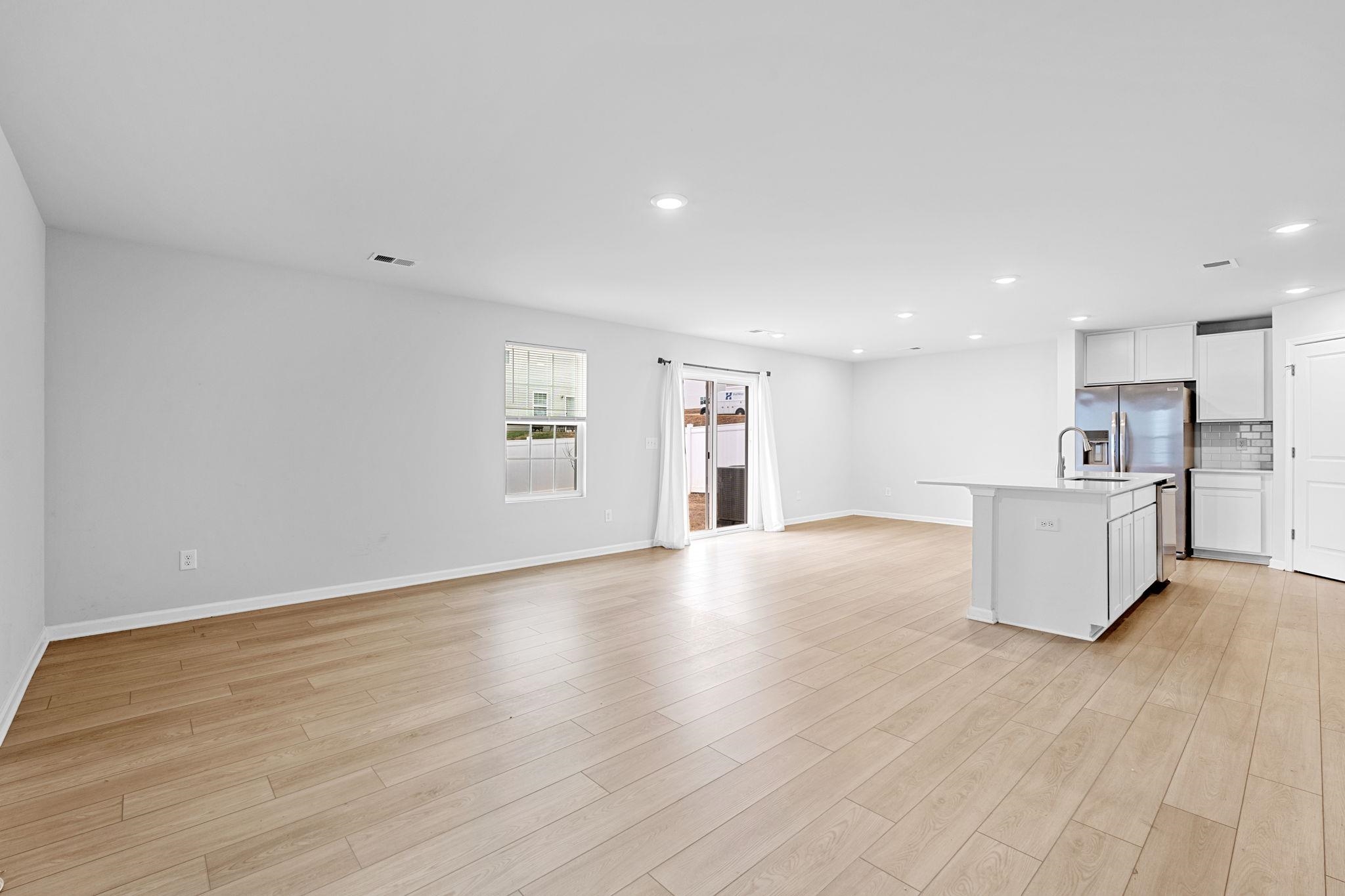 1306 Fairbairn Road Spartanburg, SC 29303 - Photo 7 of 31