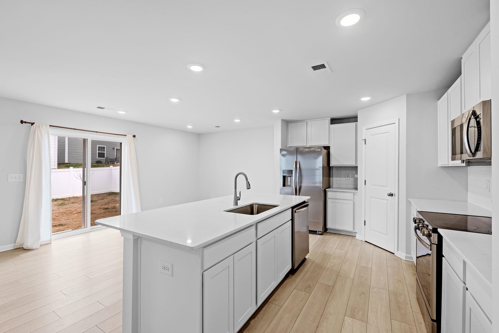 1306 Fairbairn Road Spartanburg, SC 29303 - Photo 9 of 31