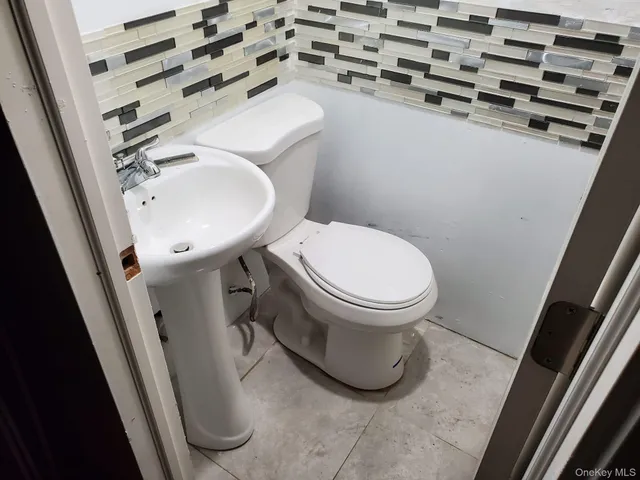 $1,625,000 | 200-21 Hollis Avenue | Hollis