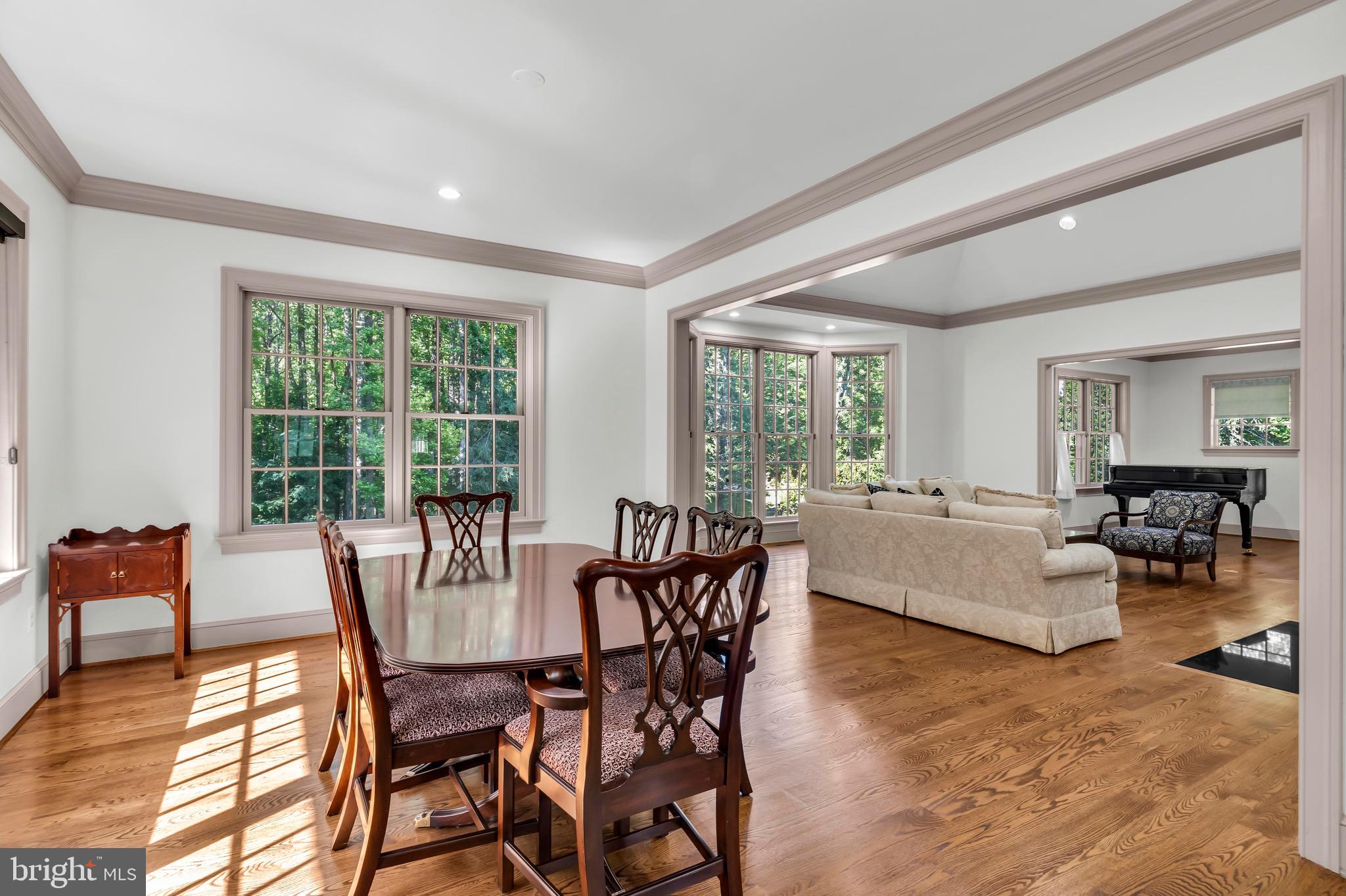 11036 Popes Head Road Fairfax, VA 22030 - Photo 20 of 49
