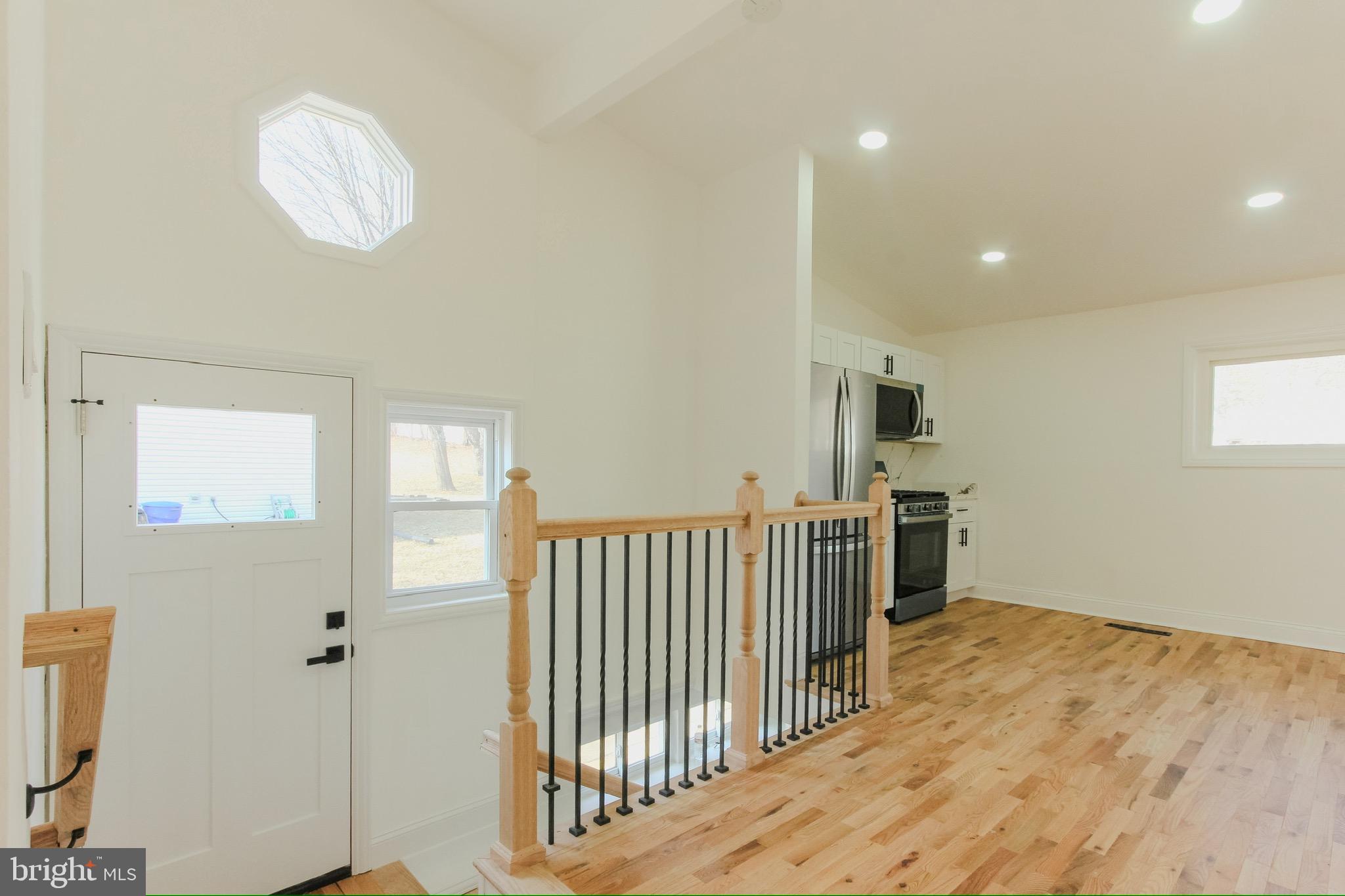 8206 Arrowhead Road Pikesville, MD 21208 - Photo 16 of 49