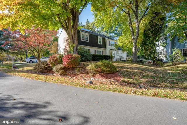 $3,500 | 9841 Meadowcroft Lane, Montgomery Village, MD 20886