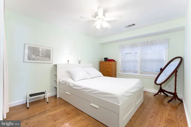 $3,500 | 9841 Meadowcroft Lane, Montgomery Village, MD 20886