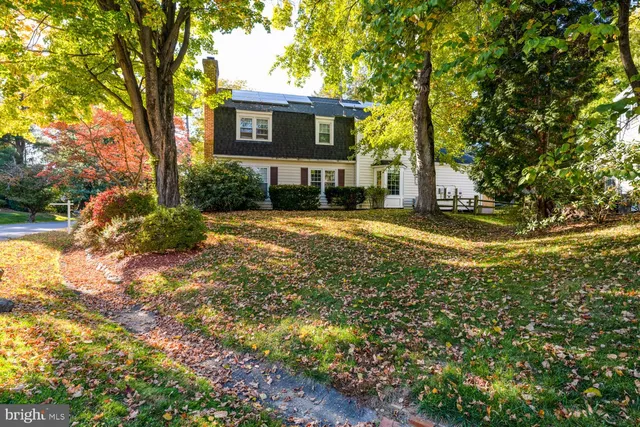 $3,500 | 9841 Meadowcroft Lane, Montgomery Village, MD 20886