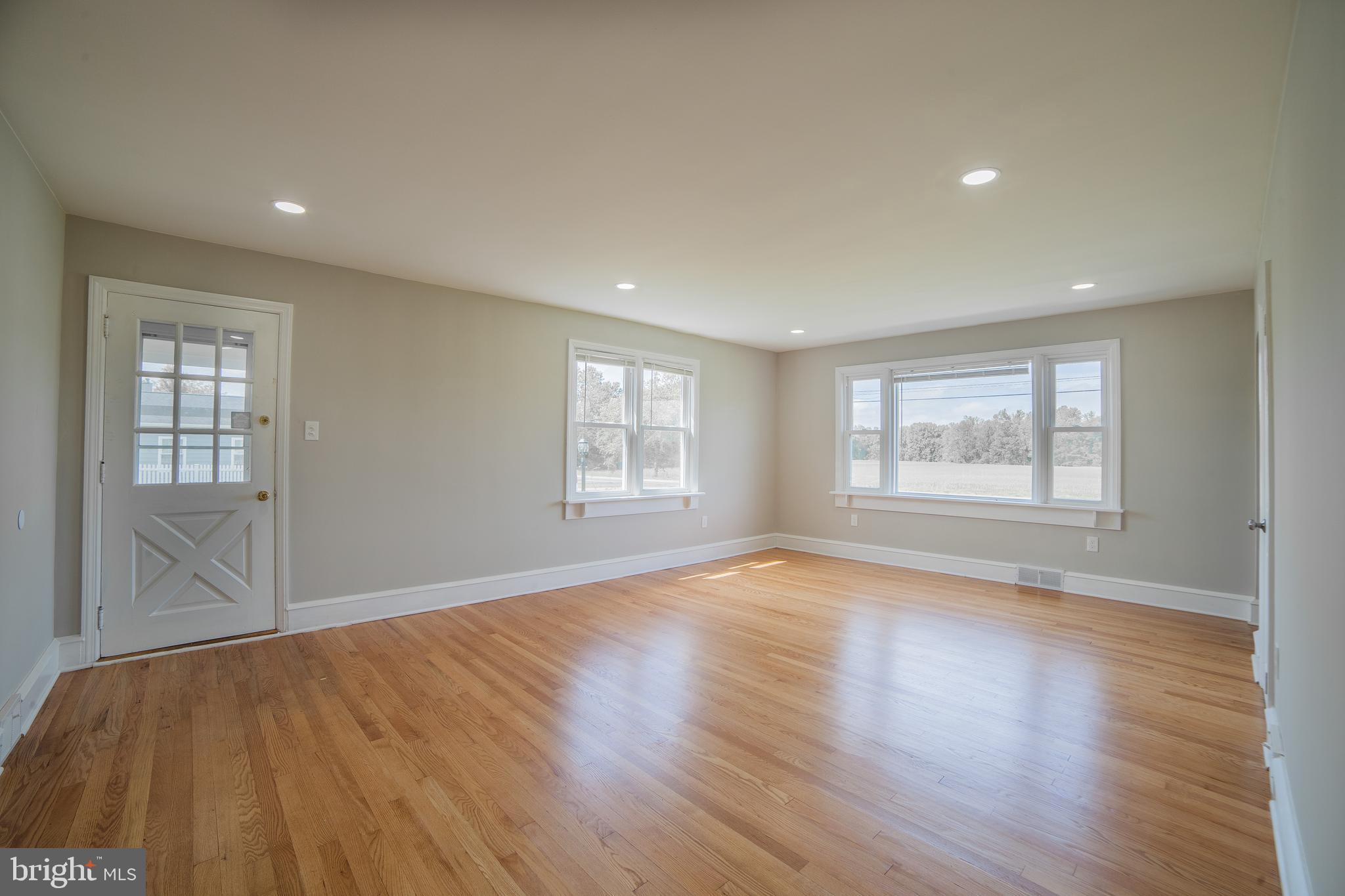 82 West Tomlin Station Road Mickleton, NJ 08056 - Photo 5 of 40
