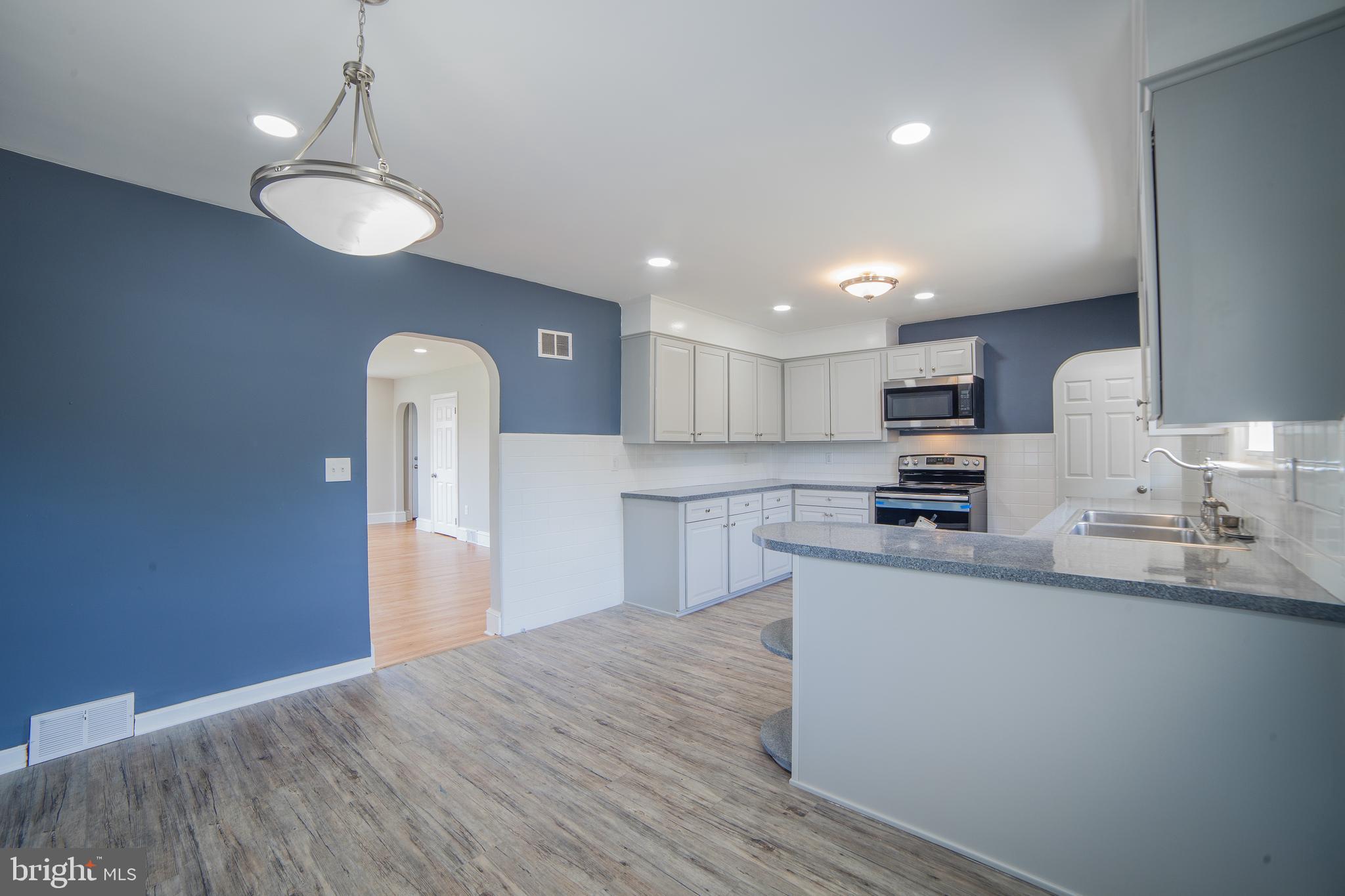 82 West Tomlin Station Road Mickleton, NJ 08056 - Photo 10 of 40
