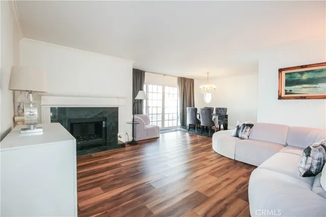 $1,550,000 | 10211 Cliff Drive, Huntington Beach, CA 92646