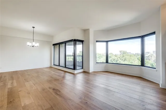 $4,250 | 3030 McKinney Avenue, Unit 502, Dallas, TX 75204