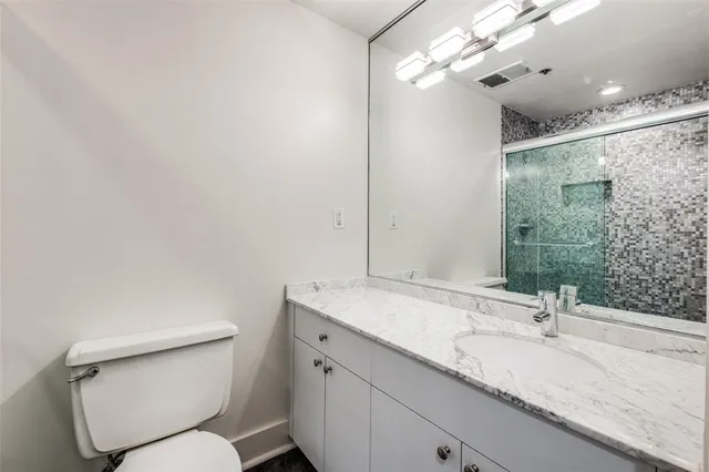 $4,250 | 3030 McKinney Avenue, Unit 502, Dallas, TX 75204