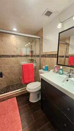 $2,100 | 1980 South Ocean Drive, Unit 7M, Hallandale Beach, FL 33009
