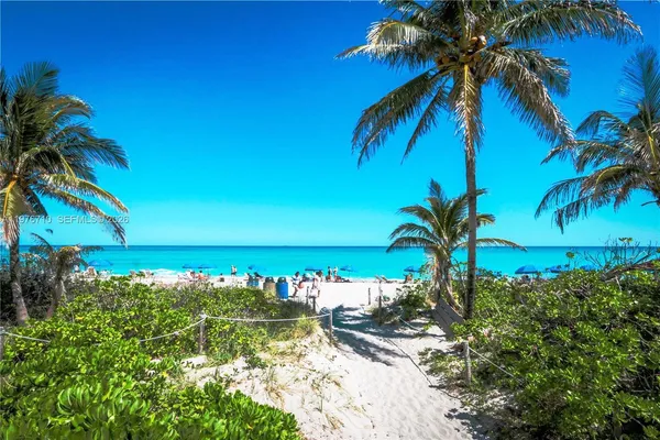 $2,100 | 1980 South Ocean Drive, Unit 7M, Hallandale Beach, FL 33009