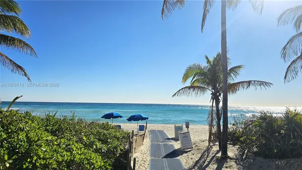 $2,100 | 1980 South Ocean Drive, Unit 7M, Hallandale Beach, FL 33009