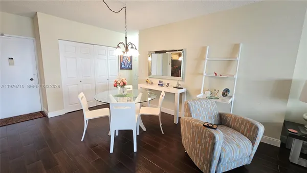 $2,100 | 1980 South Ocean Drive, Unit 7M, Hallandale Beach, FL 33009