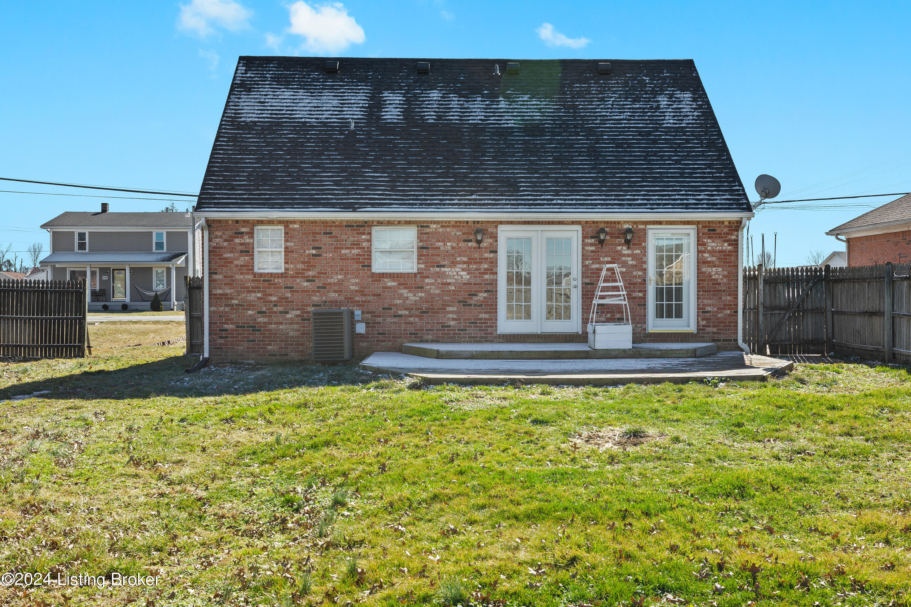 922 Beech Grv Road Shepherdsville, KY 40165 - Photo 21 of 23 922 Beech Grv Rd-25