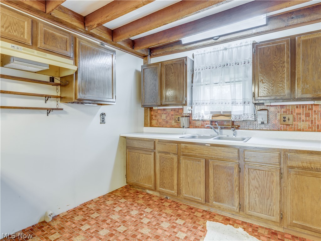 10063 Kile Road Chardon, OH 44024 - Photo 6 of 23